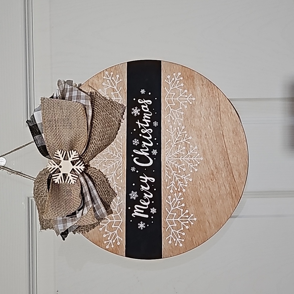 Wooden Hand crafted Round 12" Door hanger or sign "Merry Christmas"